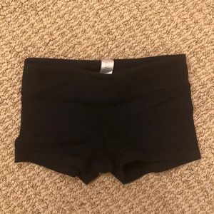 IVIVVA dance shorts